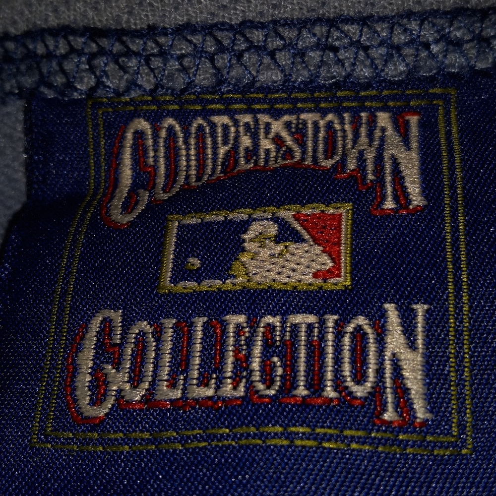 Cubs Vintage Majestic Cooperstown Collection Jersey - Picture 7 of 8